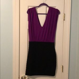 V-neck express dress